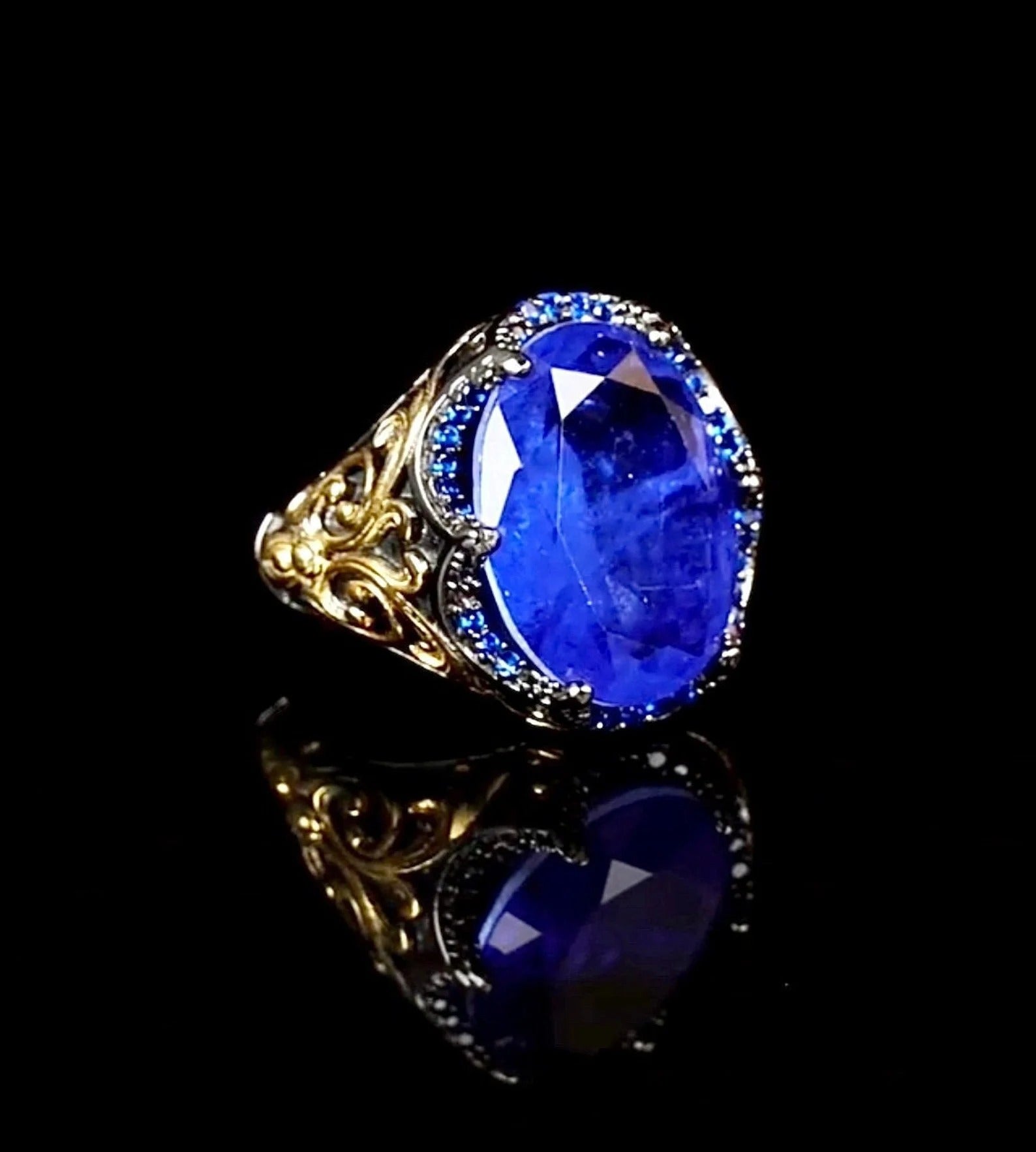 Paraiba Emerald Stone Silver Ring