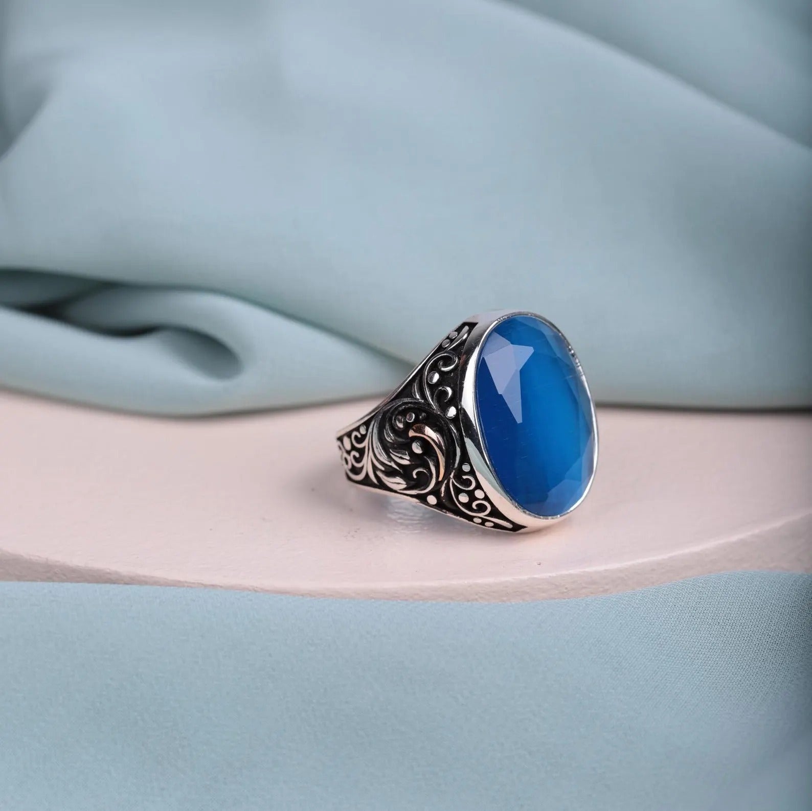 Exquisite Ottoman Style Men's Ring with Multistone