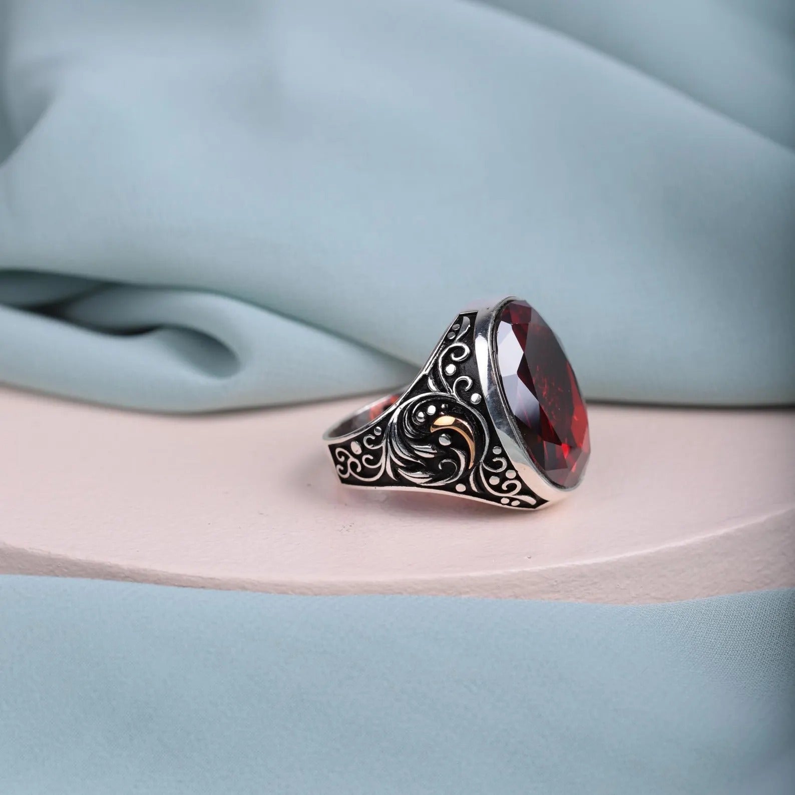 Exquisite Ottoman Style Men's Ring with Multistone