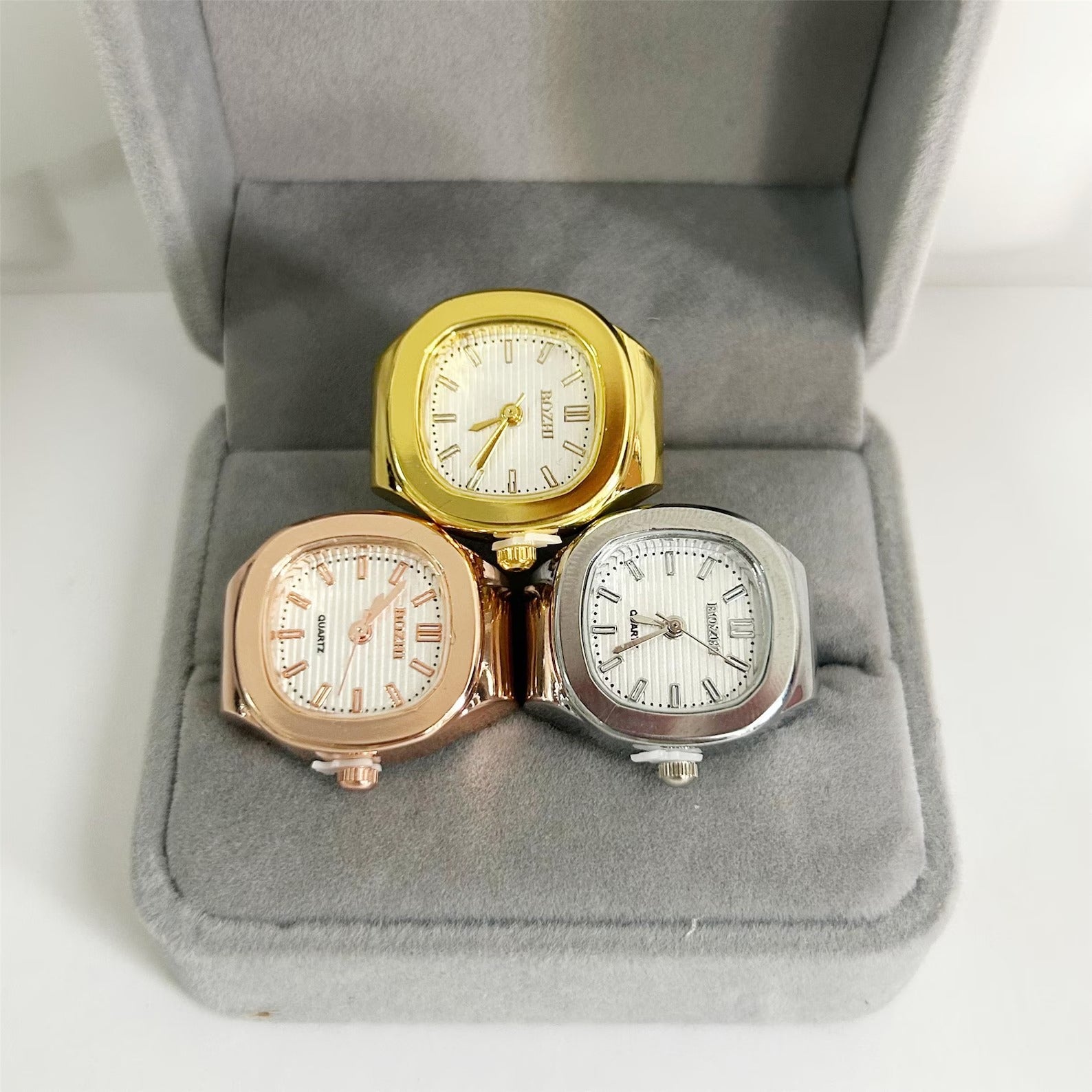 Mini Retro Punk Square Ring Watch