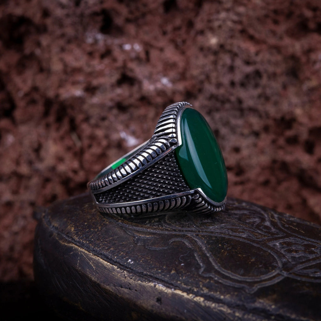 Oval Green Aqeeq Men Ring