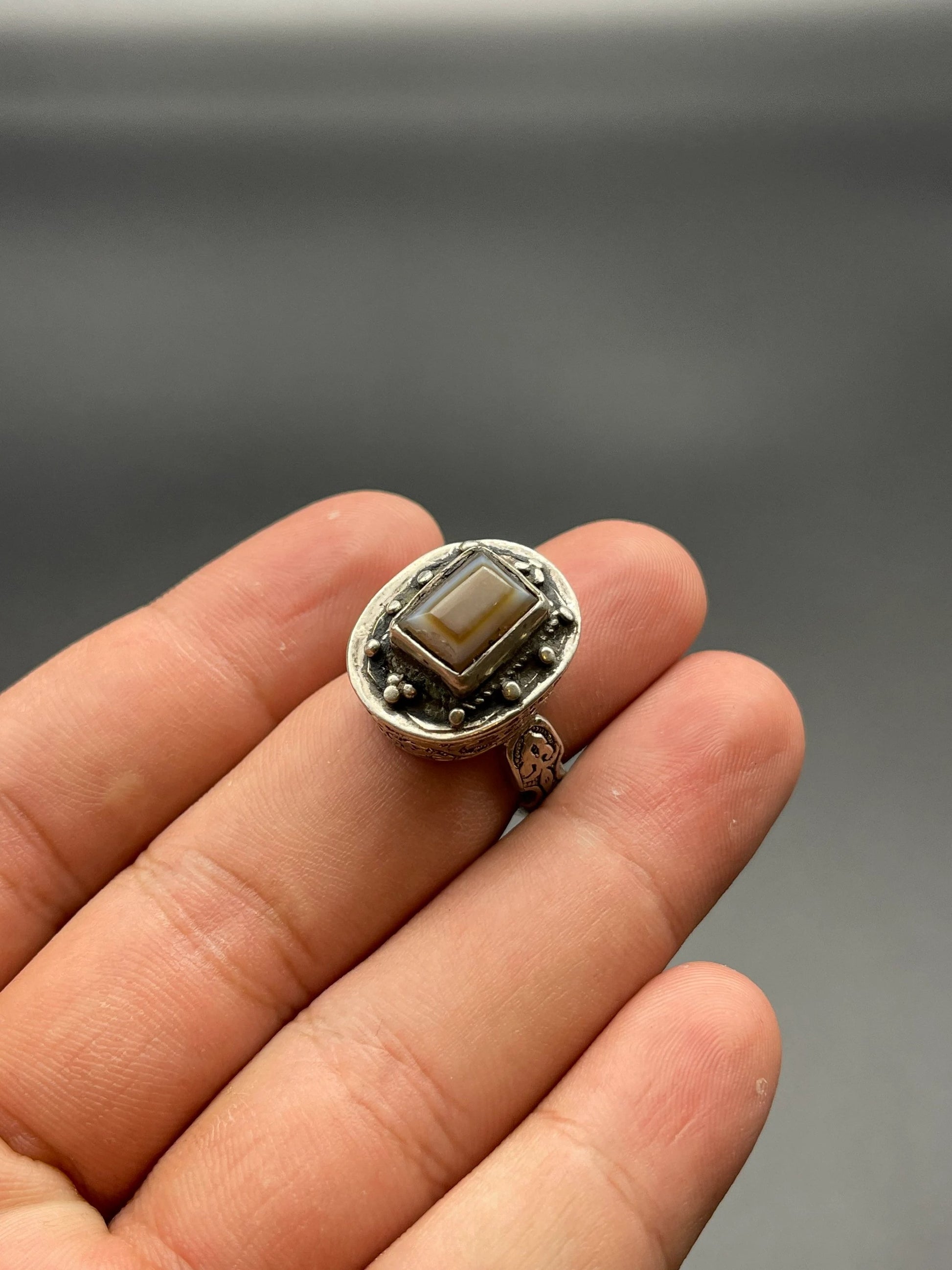 Unique Old Afghani Suleimani Aqeeq Agate Ring