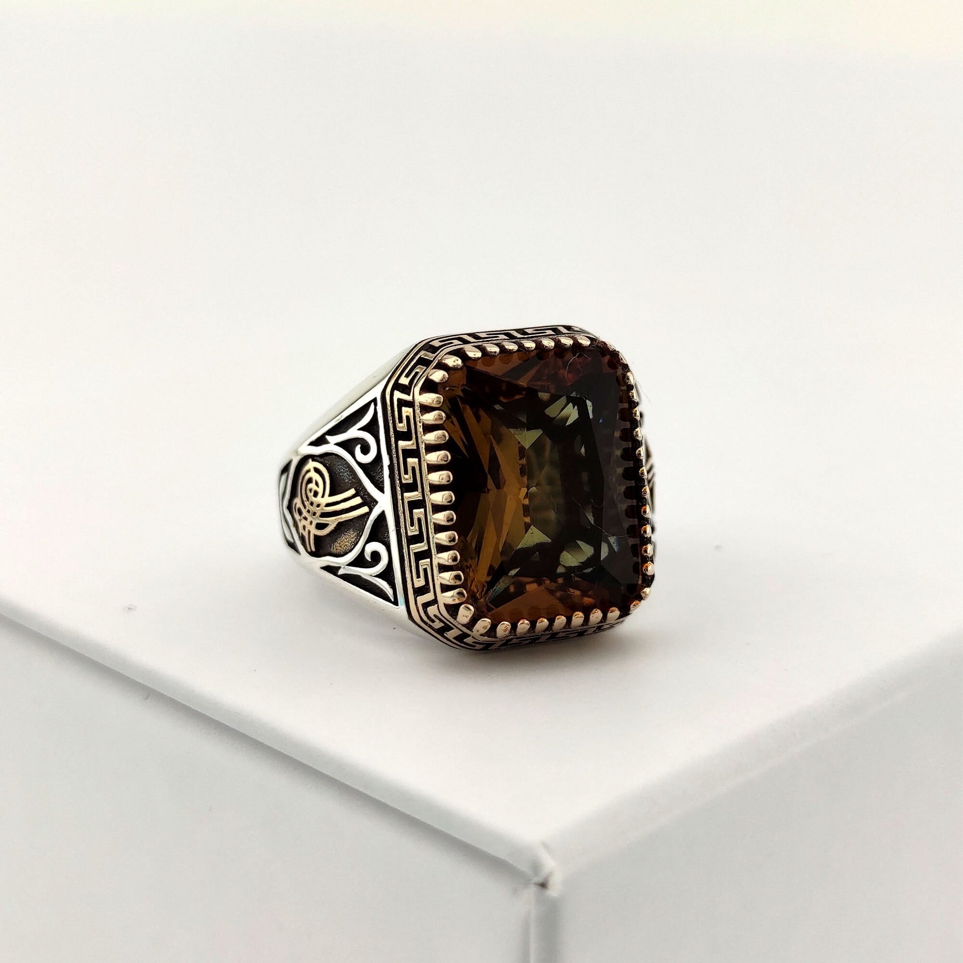 Huge Alexandrite Stone Silver Ring