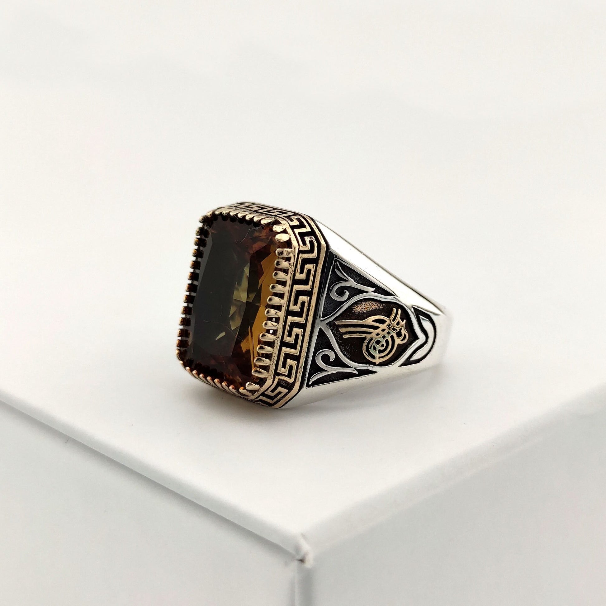 Huge Alexandrite Stone Silver Ring