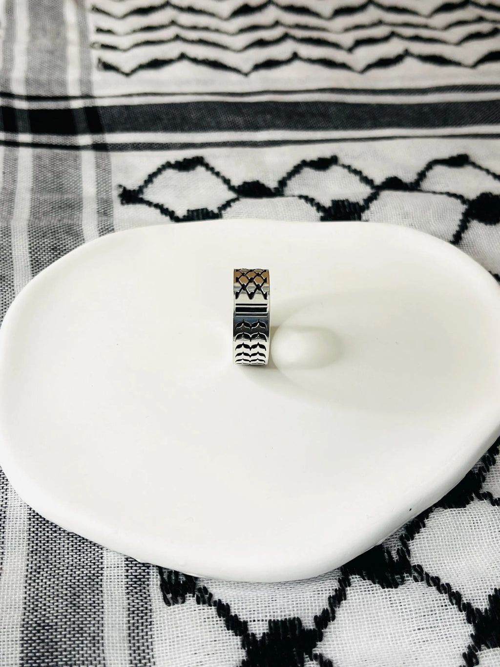 Handmade Palestinian Kufyia Ring