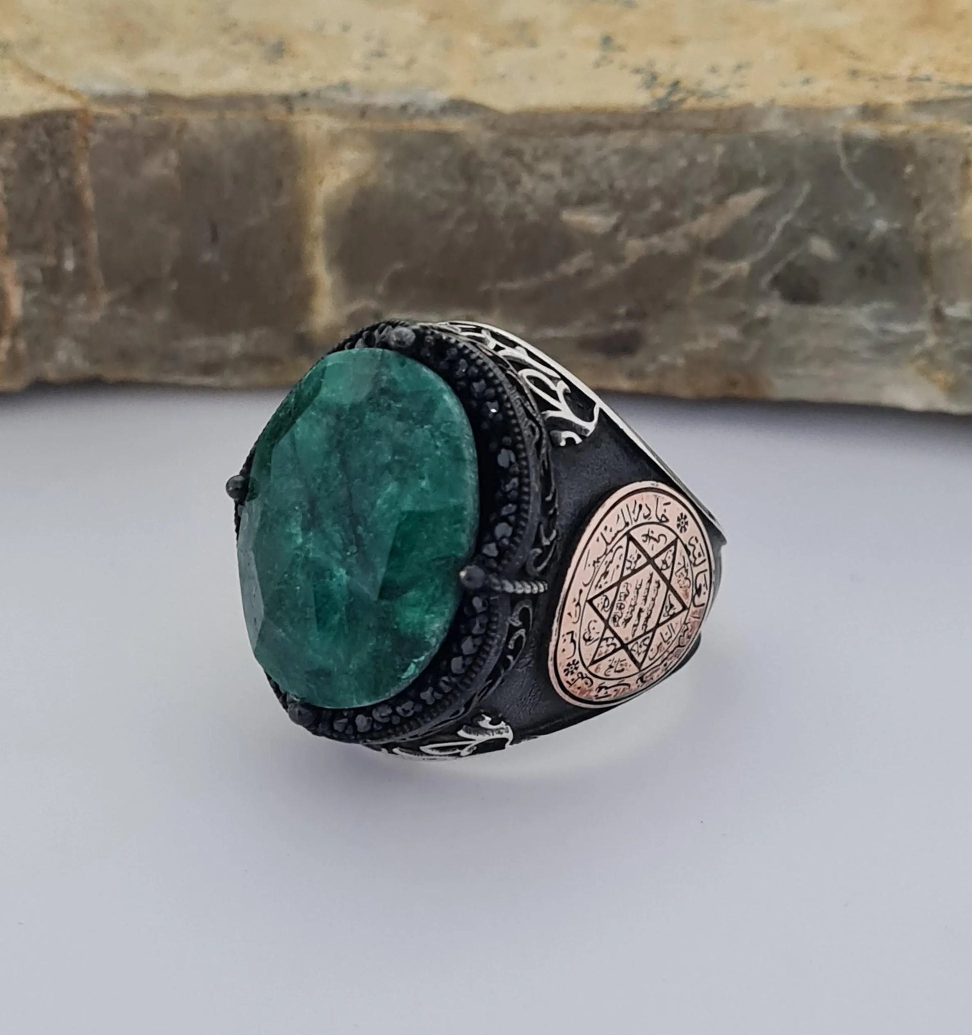 Solomon Symbol Emerald Stone Silver Ring